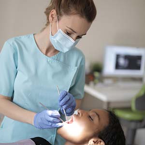 Tooth extraction in Bowenpally, Hyderabad